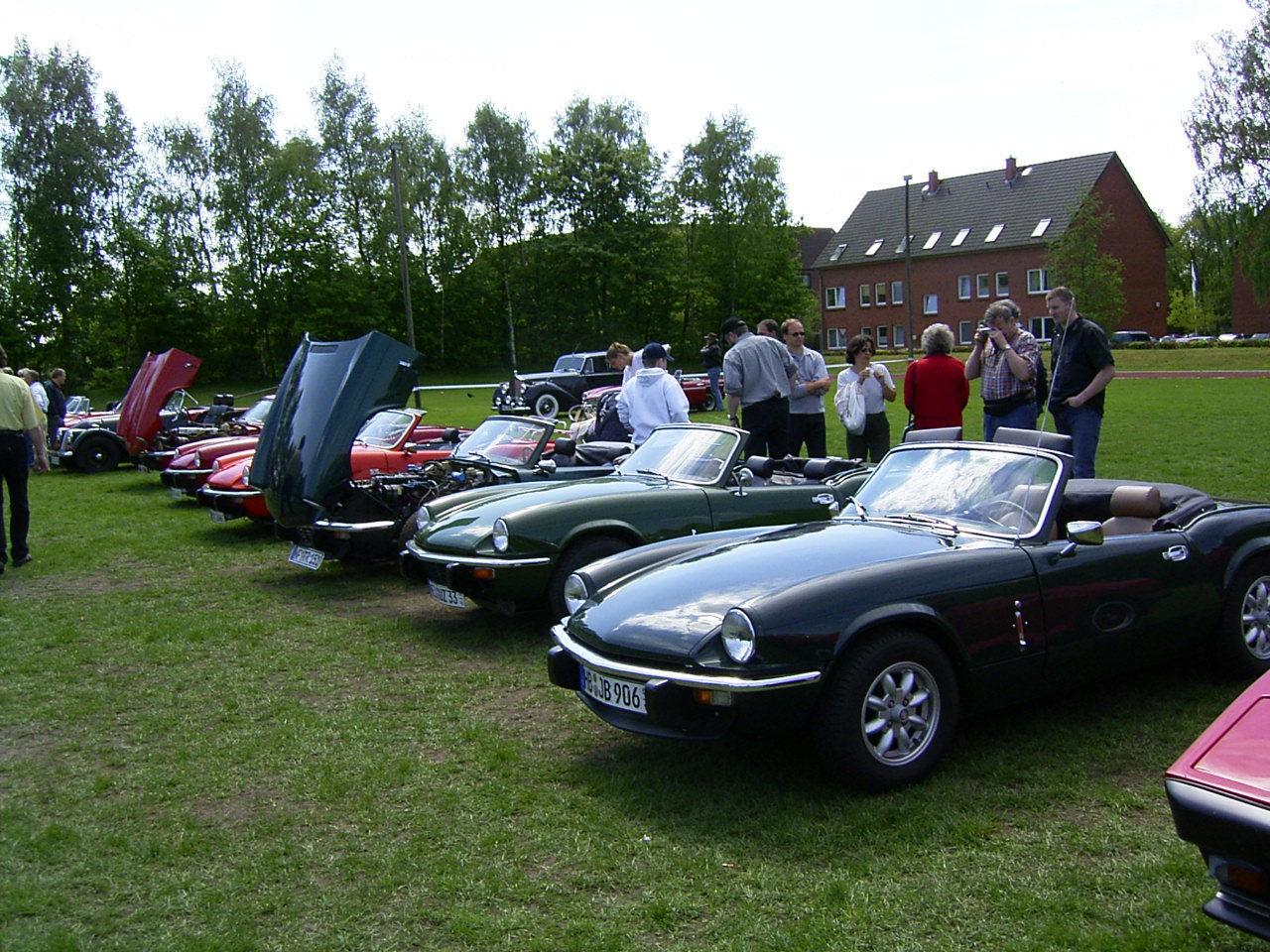 Treffen britischer Sportwagen in Rendsburg Mai 2003!